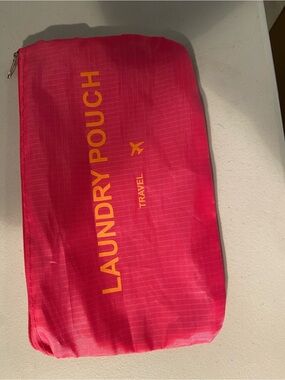 Laundry Pouch Travel Organizer - Pink